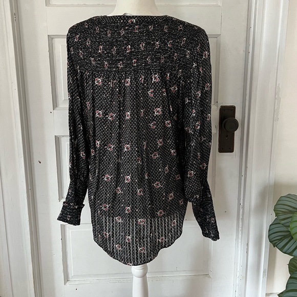 Veronica Beard | Maree Floral Bishop-Sleeve Silk Shirt - Picture 7 of 10